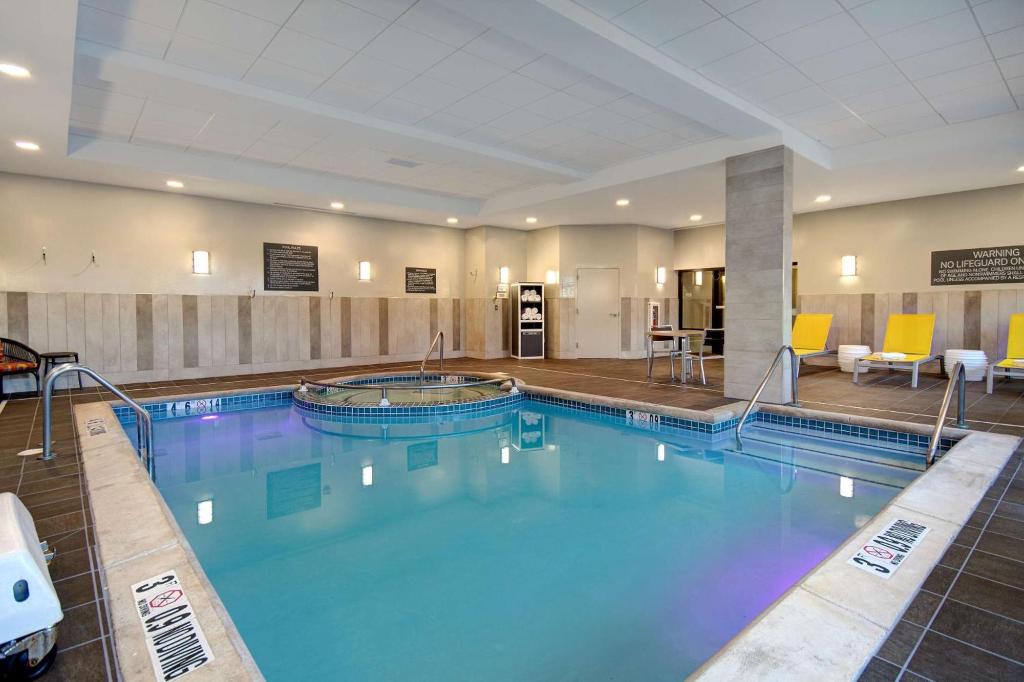 Hilton Garden Inn Терре-Хот Екстер'єр фото